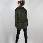 Базовое пальто темно-зеленого цвета 4