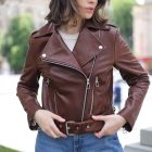 Куртка — косуха из натуральной кожи коричневого цвета 3