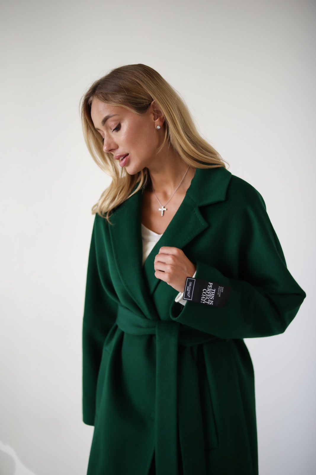 Пальто з вовни в зеленому кольорі 1