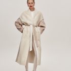 Пальто з кашеміра в бежевому кольорі, оздоблення з хутра норки 4