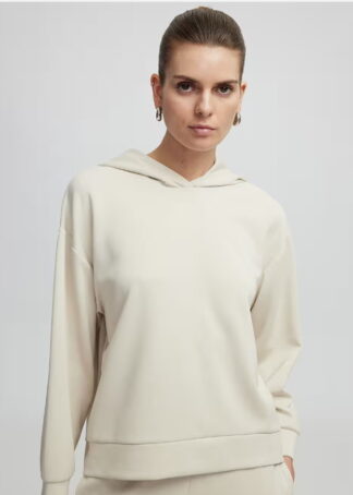 Спортивний костюм в кремовому кольорі