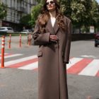 Пальто в темно-коричневому кольорі 4