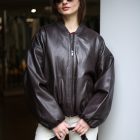 Куртка-бомбер в темно-коричневому кольорі 7
