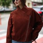 Куртка в червоно-коричневому кольорі 9