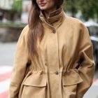 Куртка в бежевому кольорі 9