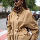 Куртка в бежевому кольорі 11