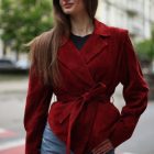 Куртка в темно-червоному кольорі 13