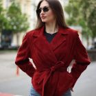 Куртка в темно-червоному кольорі 4