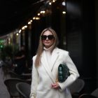 Пальто в білому кольорі 4