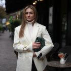 Пальто в білому кольорі 8