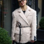 Пальто в бежево-рожевому кольорі 2