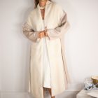 Пальто з кашеміра в бежевому кольорі, оздоблення з хутра норки 3