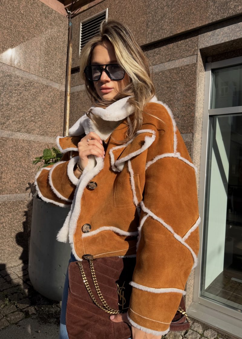 Дублянка з натурального хутра овчини в рудому кольорі