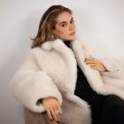 Шуба з натурального хутра овчини Merinillo в бежевому кольорі 9