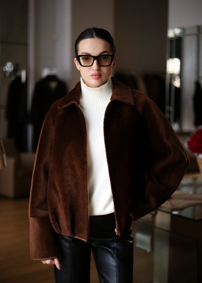 Дублянка з натуральної шкіри в коричневому кольорі,двохстороння