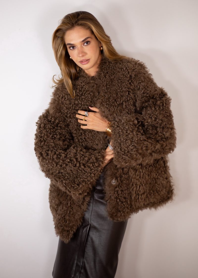 Дублянка з натуральної шкіри в темно-бежевому кольорі,двохстороння