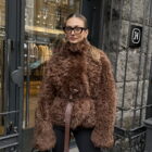 Дублянка з натуральної шкіри в коричневому кольорі,двохстороння 3