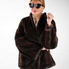 Шуба з натурального хутра норки в коричневому кольорі 3