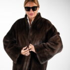 Шуба з натурального хутра норки в коричневому кольорі 6