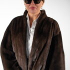 Шуба з натурального хутра норки в коричневому кольорі 10