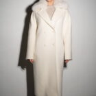 Пальто в білому кольорі,комір з штучного хутра 12