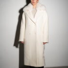 Пальто в білому кольорі,комір з штучного хутра 15