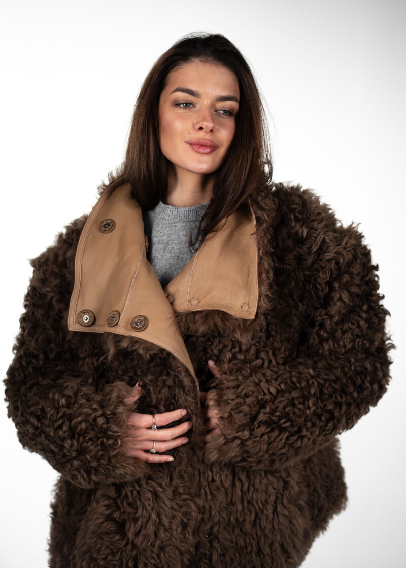 Дублянка з натуральної шкіри в бежевому кольорі,двохстороння