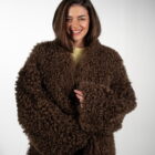 Дублянка з натуральної шкіри в темно-бежевому кольорі,двохстороння 2