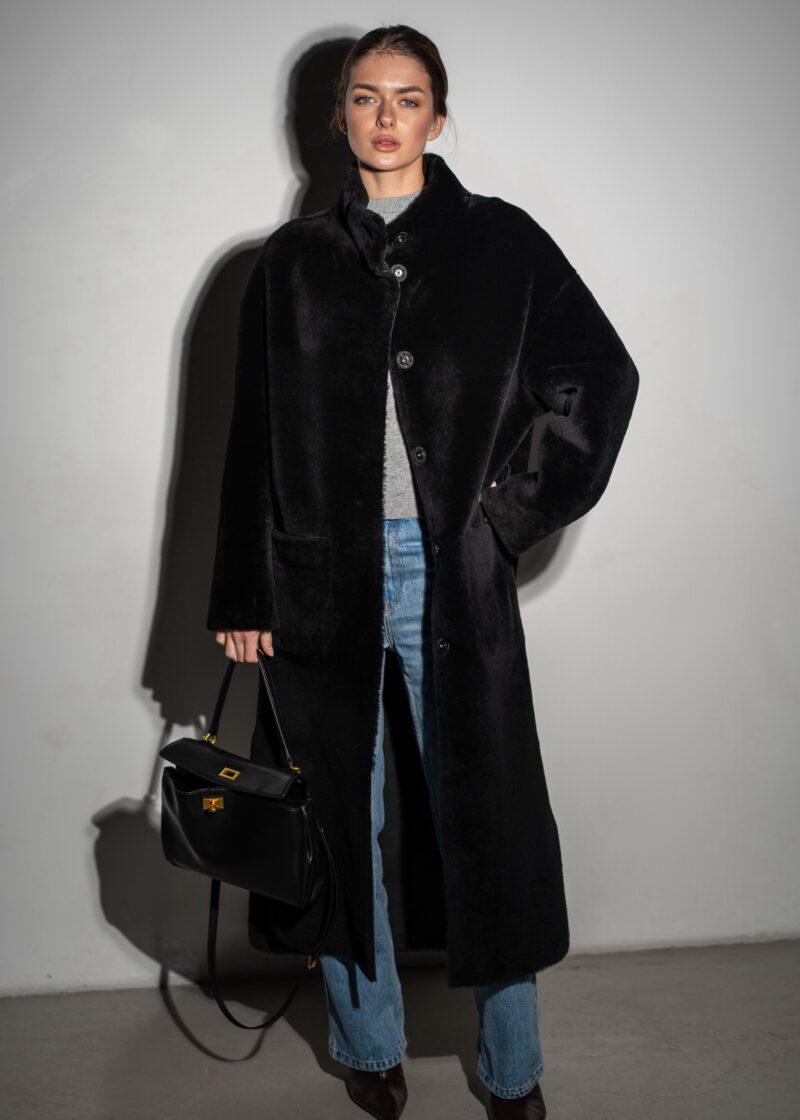 Дублянка з натуральної шкіри в чорному кольорі,двохстороння