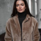 Дублянка з натуральної шкіри в бежевому кольорі,двохстороння 2