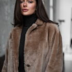 Дублянка з натуральної шкіри в бежевому кольорі,двохстороння 12