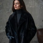 Дублянка з натуральної шкіри в темно-синьому кольорі,двохстороння 16