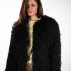 Шуба з хутра лами в чорному кольорі 12