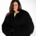 Шуба з хутра лами в чорному кольорі 10