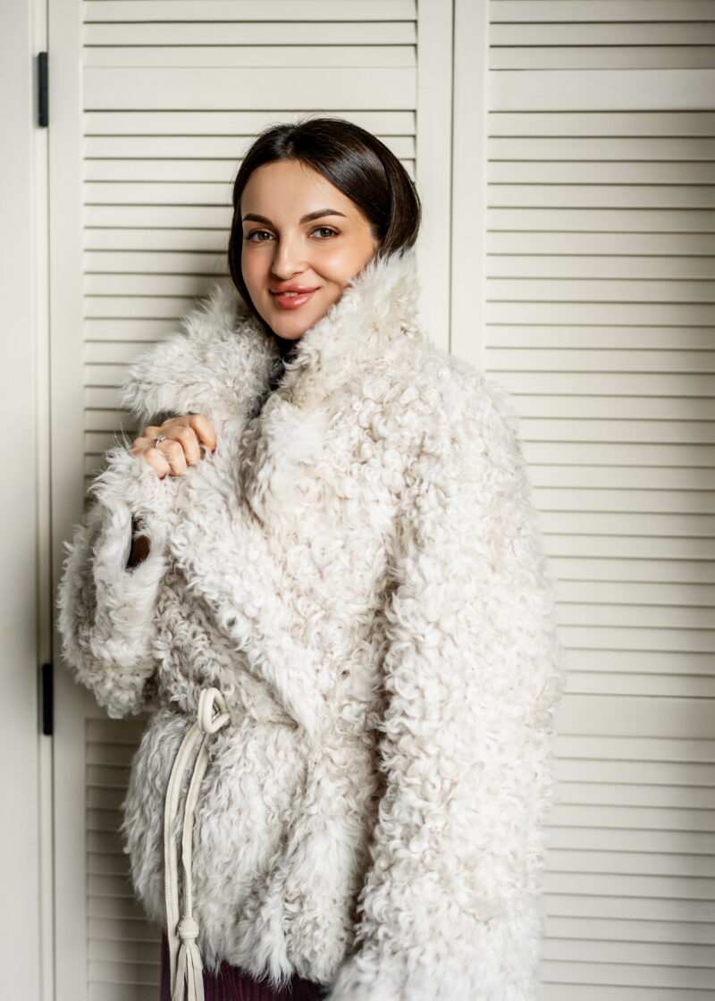 Дублянка з натуральної шкіри TIGRADO в кремовому кольорі,двохстороння