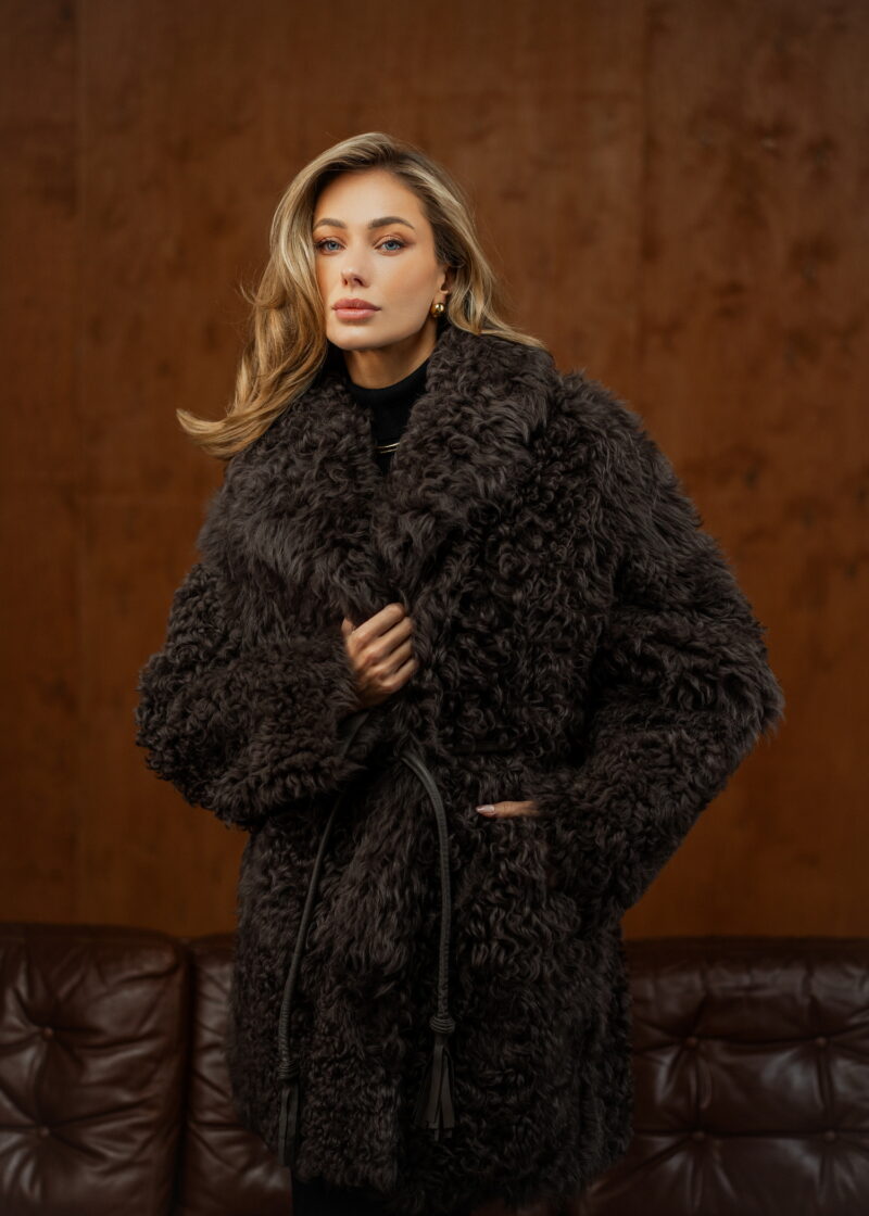 Дублянка з натуральної шкіри TIGRADO в світло-коричневому кольорі,двостороння