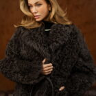 Дублянка з натуральної шкіри TIGRADO в світло-коричневому кольорі,двостороння 3