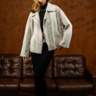 Дублянка з натуральної шкіри в бежевому кольорі,двохстороння 3