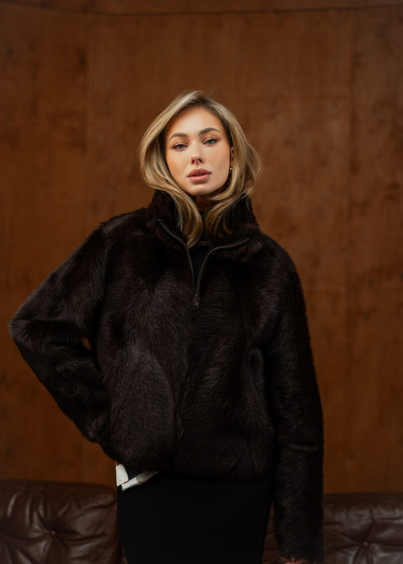 Дублянка з натуральної шкіри овчини в коричневому кольорі,двостороння