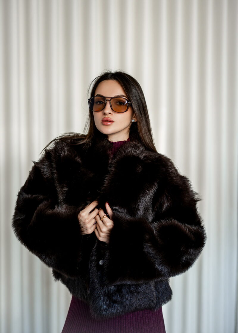 Дублянка з натуральної шкіри в коричневому кольорі,двохстороння