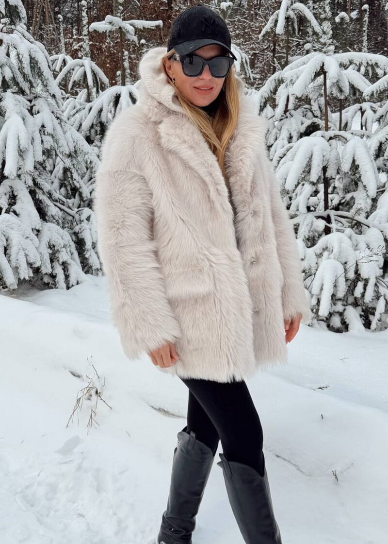 Дублянка з натуральної шкіри в кремовому кольорі,двохстороння