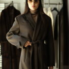 Пальто в темно-зеленому кольорі 2