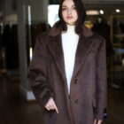 Пальто в коричневому кольорі 3